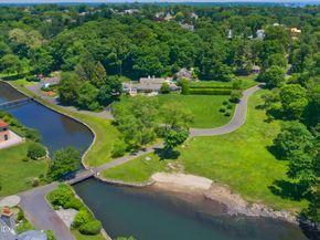 33 Meadow Wood Drive, Greenwich CT 06830
