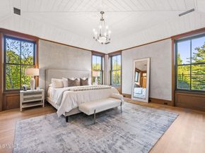 16 N Martin Dale, Greenwich CT 06830