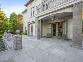 16 N Martin Dale, Greenwich CT 06830