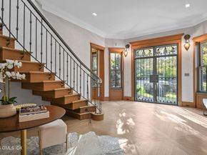 16 N Martin Dale, Greenwich CT 06830