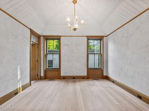 16 N Martin Dale, Greenwich CT 06830