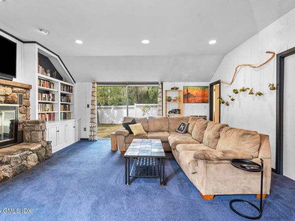 42 Mead Avenue, Cos Cob CT 06807
