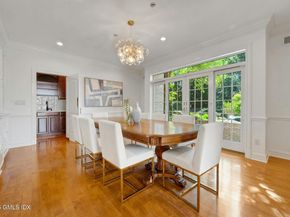 39 Running Brook Lane, New Canaan CT 06840