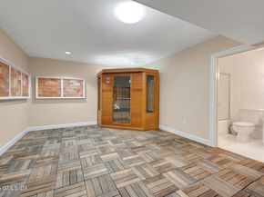 39 Running Brook Lane, New Canaan CT 06840