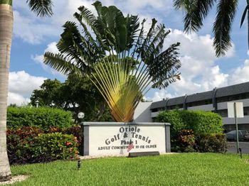 7877 Golf Circle Dr