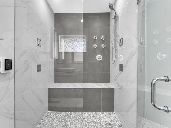 8711 NW 18th St, Pembroke Pines FL 33024