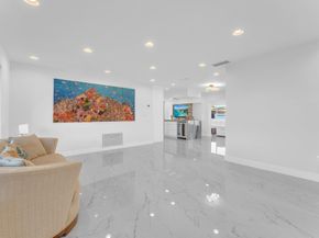 8711 NW 18th St, Pembroke Pines FL 33024