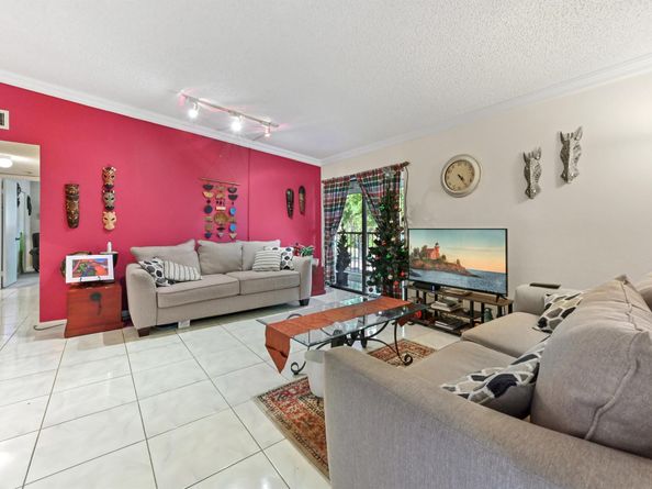 15500 Lakes Of Delray Boulevard 207, Delray Beach FL 33484