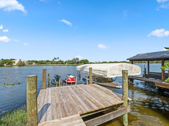 920 Hibiscus Lane, Delray Beach FL 33444