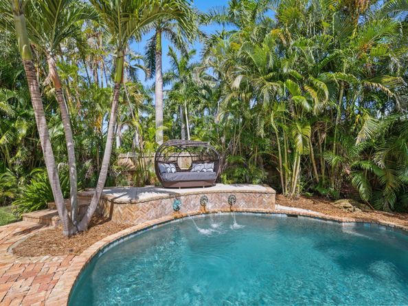 920 Hibiscus Lane, Delray Beach FL 33444