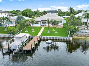 2117 N Suzanne Circle, North Palm Beach FL 33408