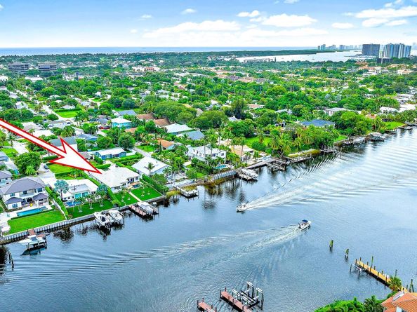 2117 N Suzanne Circle, North Palm Beach FL 33408