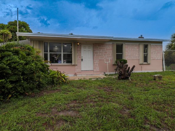 1315 7th Street, West Palm Beach FL 33401