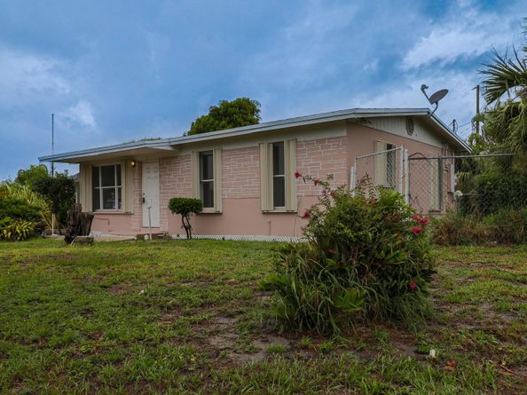 1315 7th Street, West Palm Beach FL 33401
