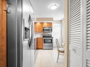 5301 NW 2nd Avenue 302, Boca Raton FL 33487