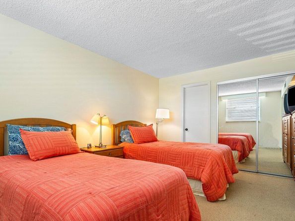 5301 NW 2nd Avenue 302, Boca Raton FL 33487