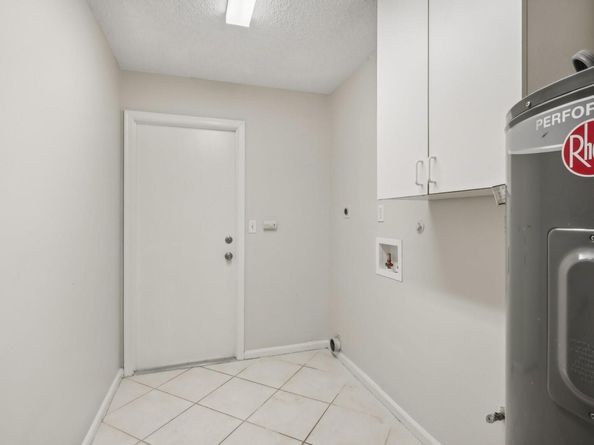 6228 Allen St, Jupiter FL 33458