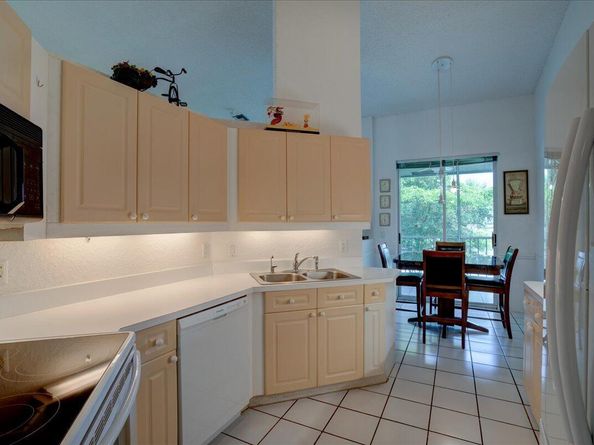 10196 Andover Coach Circle H1, Lake Worth FL 33449