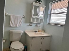 850 E Commercial Blvd 225C, Oakland Park FL 33334
