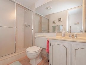 128 S Cypress Rd 827, Pompano Beach FL 33060