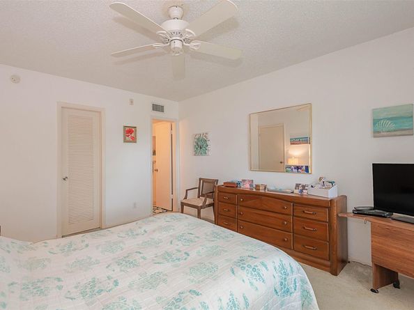 128 S Cypress Rd 827, Pompano Beach FL 33060