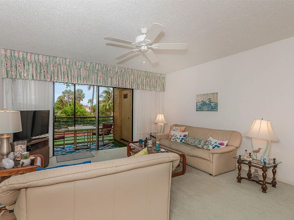 128 S Cypress Rd 827, Pompano Beach FL 33060