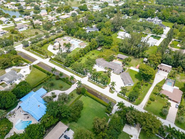 14701 Sunset Ln, Southwest Ranches FL 33330