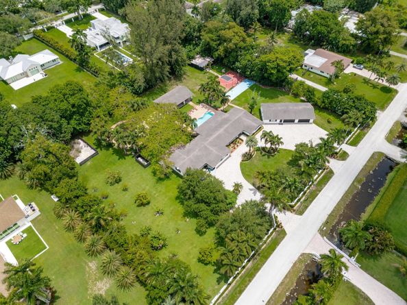 14701 Sunset Ln, Southwest Ranches FL 33330