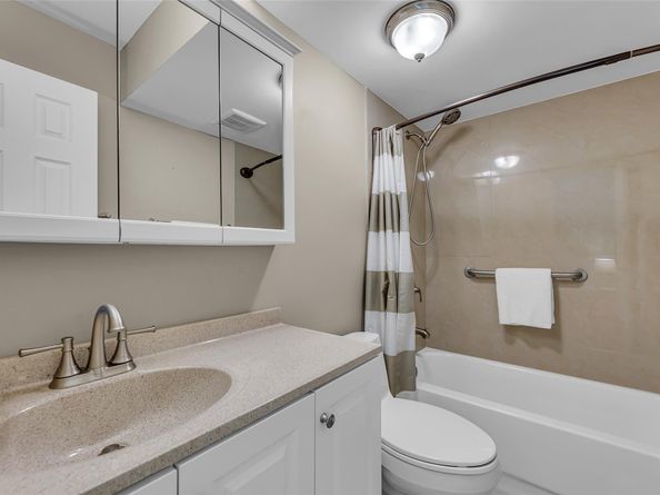 960 NW 45th St B3, Deerfield Beach FL 33064