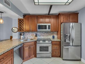 960 NW 45th St B3, Deerfield Beach FL 33064