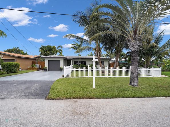 2277 SE 15 Street, Pompano Beach FL 33062