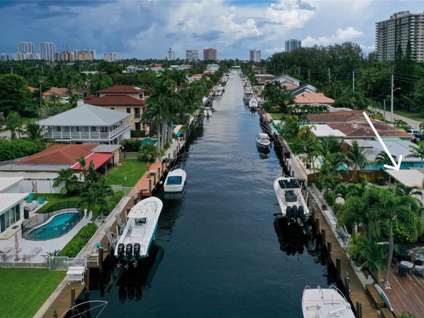 2277 SE 15 Street, Pompano Beach FL 33062