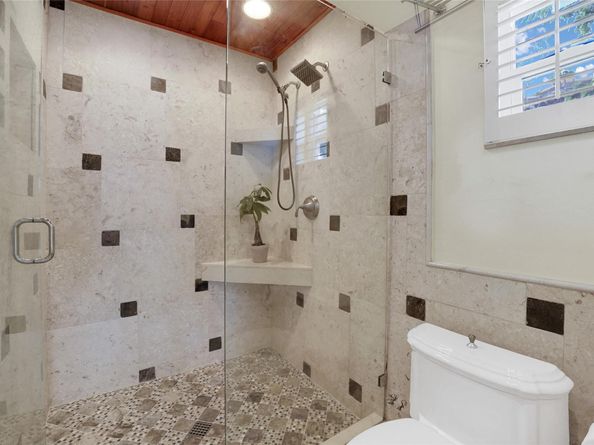 2277 SE 15 Street, Pompano Beach FL 33062