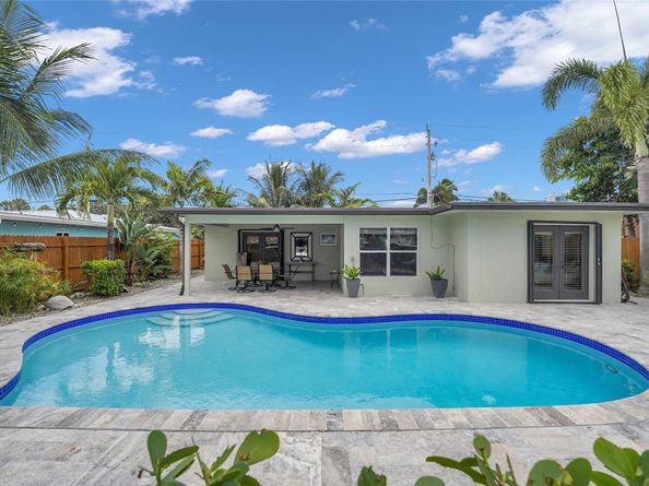 2277 SE 15 Street, Pompano Beach FL 33062