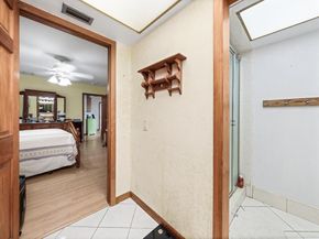 7121 NW 11th Ct, Plantation FL 33313