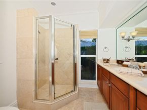 2 Compass Ln, Fort Lauderdale FL 33308
