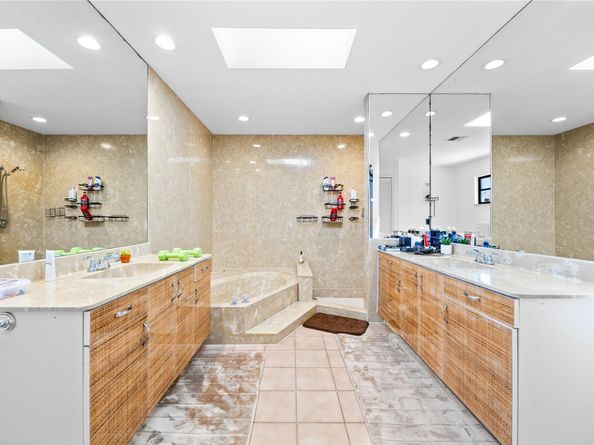 820 SW 20th St, Boca Raton FL 33486