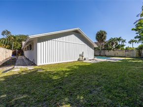 820 SW 20th St, Boca Raton FL 33486