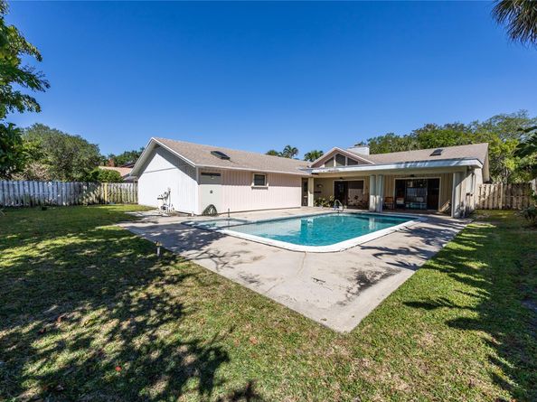 820 SW 20th St, Boca Raton FL 33486