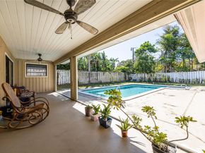 820 SW 20th St, Boca Raton FL 33486