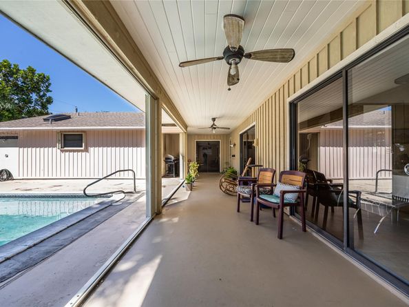 820 SW 20th St, Boca Raton FL 33486