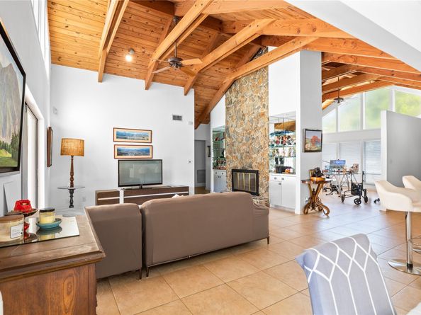 820 SW 20th St, Boca Raton FL 33486