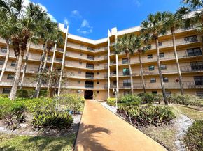 4640 Lucerne Lakes Boulevard 505, Lake Worth FL 33467