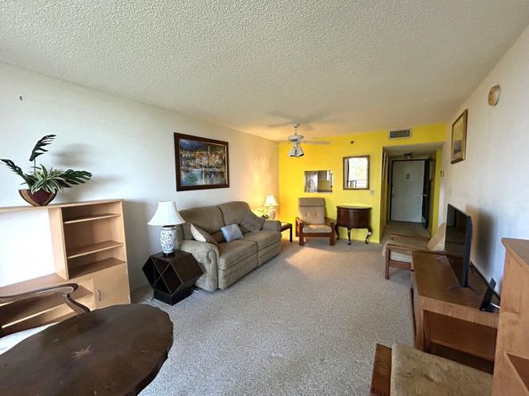 4640 Lucerne Lakes Boulevard 505, Lake Worth FL 33467