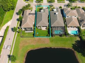 3088 Gin Berry Way, West Palm Beach FL 33401