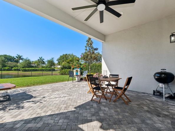 3088 Gin Berry Way, West Palm Beach FL 33401