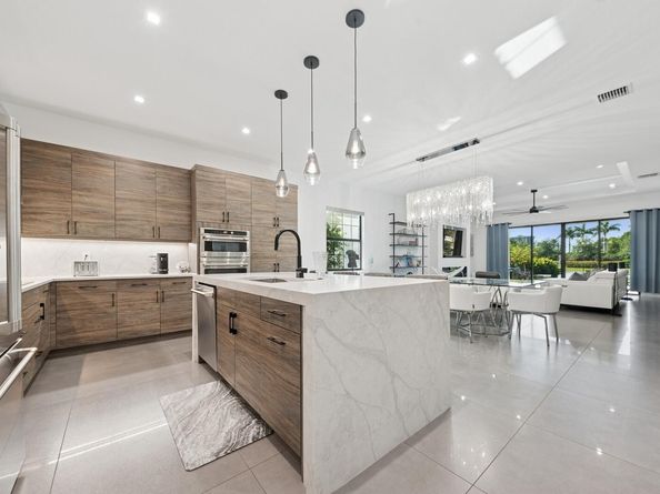 3088 Gin Berry Way, West Palm Beach FL 33401