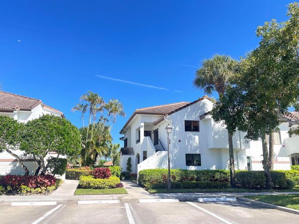 7290 Clunie Place 14404, Delray Beach FL 33446