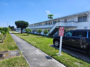 52 NE 204th Street 31, Miami Gardens FL 33179