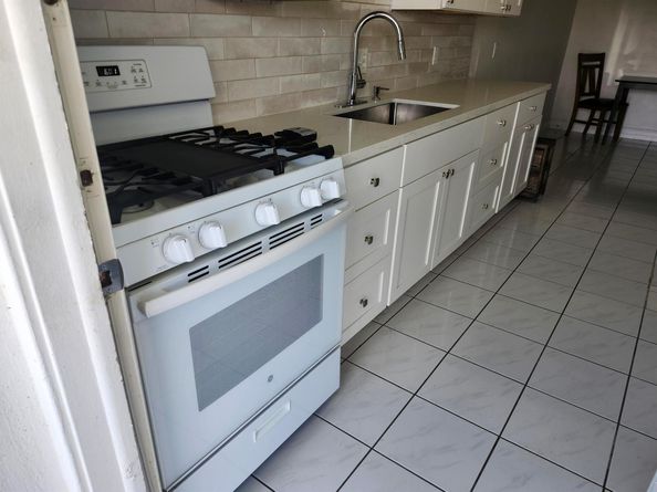 52 NE 204th Street 31, Miami Gardens FL 33179
